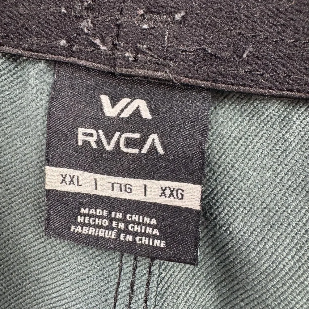 RVCA Swim Trunks Shorts Mens 2XL Green Camo Drawstring Elastic Waist Logo